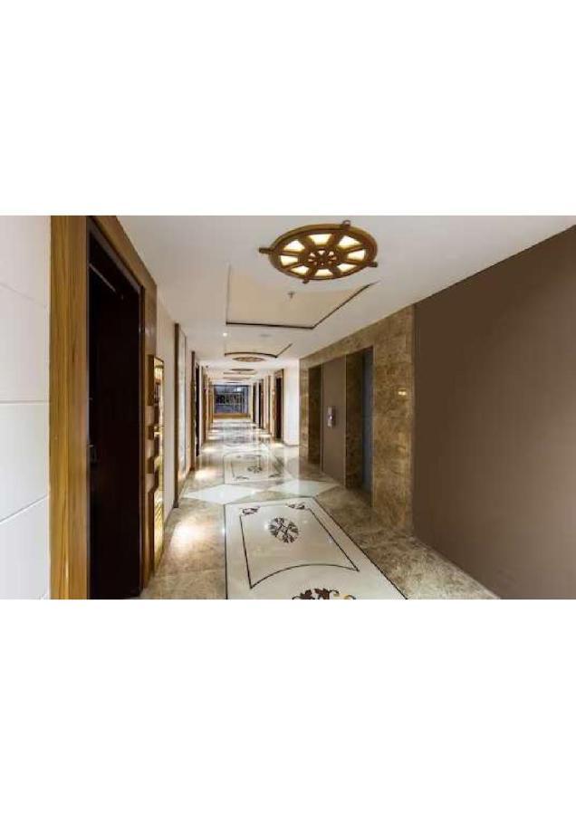 Hotel Shivay President Уджайн Екстериор снимка